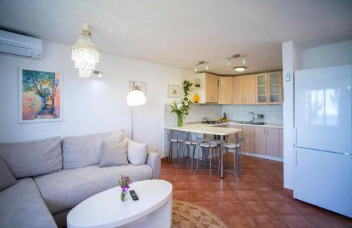 Bella Perna 3-Bedroom beachfront apartment - Photo 18