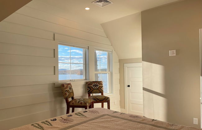 Lady of The Lake - Photo 37