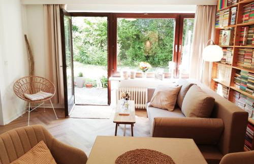 Mitten im Grünen - Apartment mit Wohlfühlcharakter in Stadtrandlage - Foto 1