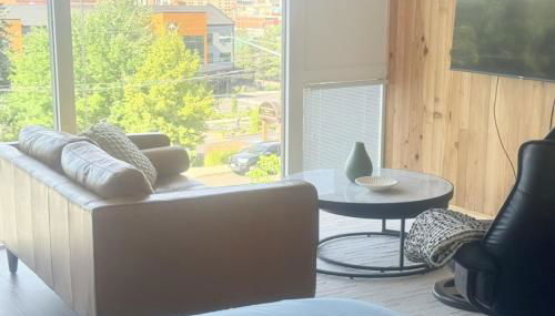 Cozy Studio with Parking, and Kitchen - Foto 1