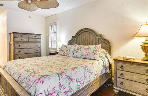 4 Mi to Beach Sunny Seminole Home with Pool - Photo 10