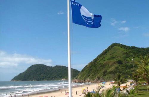 Recanto Verde-Apto na Praia do Tombo Guarujá - Foto 50