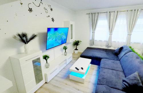 3-Zimmer FeWo 84qm mit separatem Eingang - Photo 1