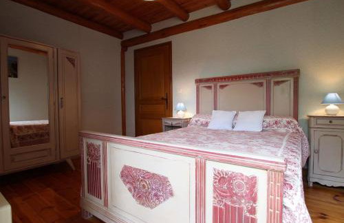 Maison de charme en pierre au bord d’un ruisseau, proche d’un bourg médiéval – Jardin et garage inclus - FR-1-582-151 - Foto 11