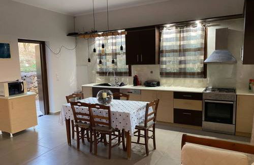 Rustic- Chic Villa in a Private Olive Grove - Filiatra - Foto 23