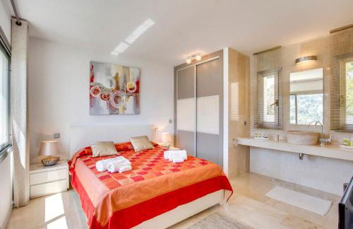 Tranquil San Jose Villa with 6 Bedrooms 1045 - Photo 58