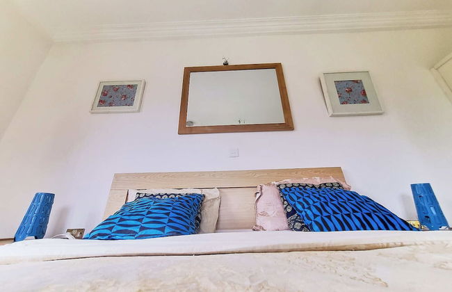 Beautiful one bed Apartment in Tema, Community 6 - Photo 2