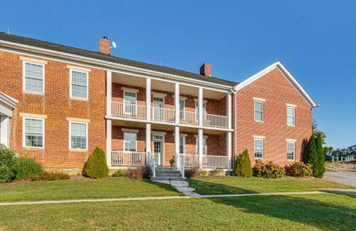 5,000 Sq Ft Antebellum Farmhouse 3 Mi to Antietam! - Foto 4