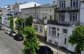 2 Schlafzimmer, Offene Küche, Balkon und Terrasse - moderne 90qm in ruhiger, zentraler Lage - nur 500m bis zum Strand - Foto 27