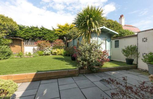 The Cottage on the Beach - Sleeps 7 - Large Garden - Foto 9