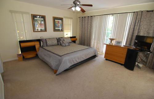 Villa Marco Island - Photo 45