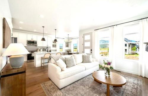 Hygge Ridge - Valley East Village - Photo 1