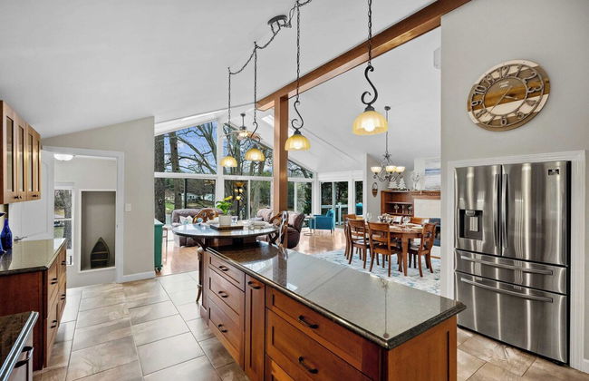 Tree Top Get Away by Avantstay Amazing Lake View - Foto 20