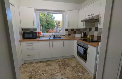 Two bedroom flat in Bridge of Allan, Stirling - Foto 8