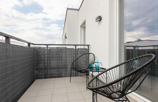 Trendy Apartment + Parking by Renters - Foto 30