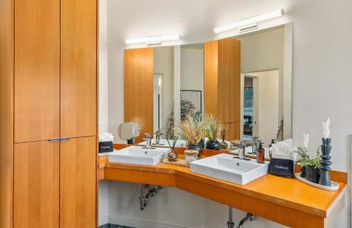 Lakefront Luxury Stunning Views Dock Hot Tub - Foto 13