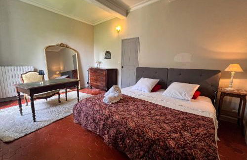 Elivi Elegant Art Deco house with Garden Walk to the Heart of Town - Photo 13