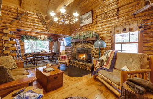 Lake and Beach Access at Lake Luzerne Cabin! - Foto 1