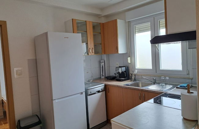 Slava - Close to the Mall - A1 - Photo 8