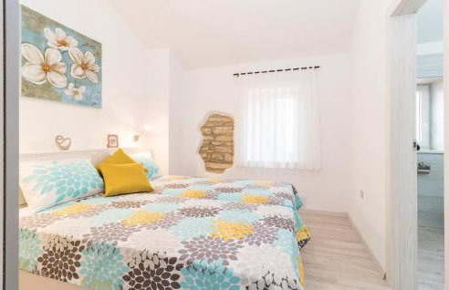 Amazing Home In Sajini - Foto 41