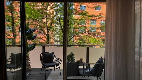 Modern & Cozy Apartment Münchner Freiheit with Balcony - Foto 2