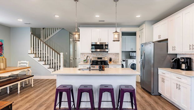 Gulf Coast Gem by Avantstay 3 Blocks to Beach & Town Plaza Community Pool - Foto 4, Interior