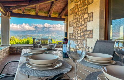 Villa Recluso-3 bd luxury country villa, huge heated pool with hydromassage, individual bbq & large yard, mountain view - Photo 16