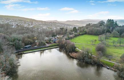 3 Bed in Neath oc-p34366 - Foto 33