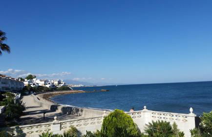 Beach-Front Bahia Dorada - Photo 27