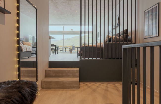 Luxurious Waterfront Retreat | Spectacular Views - Foto 10