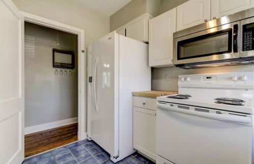 Light & Bright! Quaint Downtown Dunedin Bungalow! - Foto 12