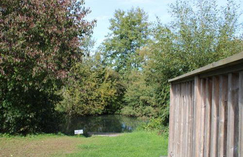 Viaduct Fishery Lodges - Foto 79