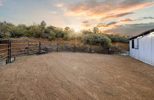 Lynx Lake Lux 6-BR HouseSleeps 22Hot TubGame Rm - Foto 157