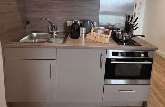 Aberdeen by Charles Hope - Foto 11