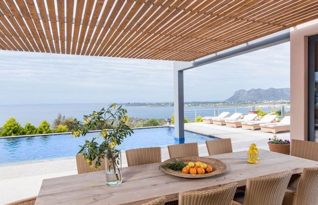 Jamila Villa in Kalathas - Photo 4