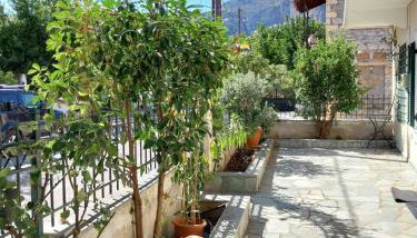 Karamaniko - Foto 3, Garden