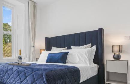 Elegant Garden Apartment, Private Parking & EV Charger, Walk to Town - Foto 13