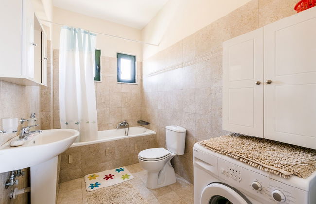 Blue Asteri Villa - Photo 15