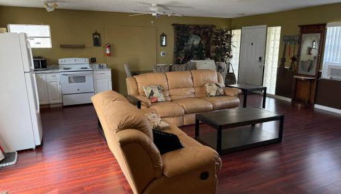 LARGE 2bed 1bath Near Beach & Downtown with KING BED - Foto 2