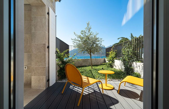 Villa Lastva is a Five Star Seafront Luxury Villa With Privite Pool - Foto 59