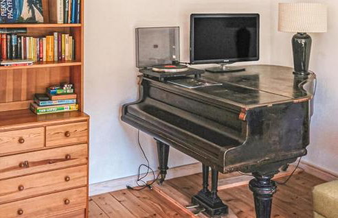 Beautiful Home In Myslenice With Wifi - Foto 11