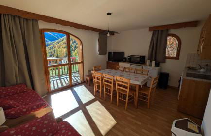 Appartement 4 pièces pour 6-8 personnes, 2 chambres, 1 cabine, 2 canapés-lit double dans le salon, au pied des pistes et piscine l'été, wifi fibre - Foto 27