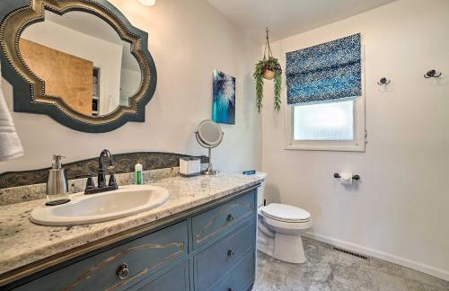 Northern Nights Beachfront Cottage in Kalkaska - Foto 13