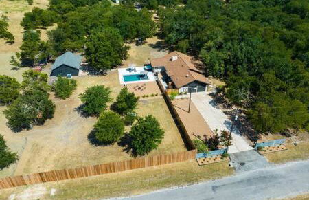 Hot Tub Pool + Firepit + Gameroom ~ Guesthouse - Foto 17