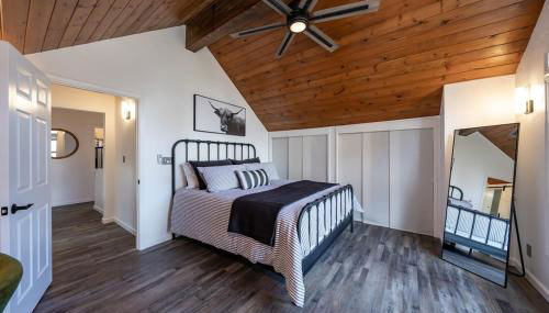 Creekside Cabin - Pup-Friendly with AC - Foto 2