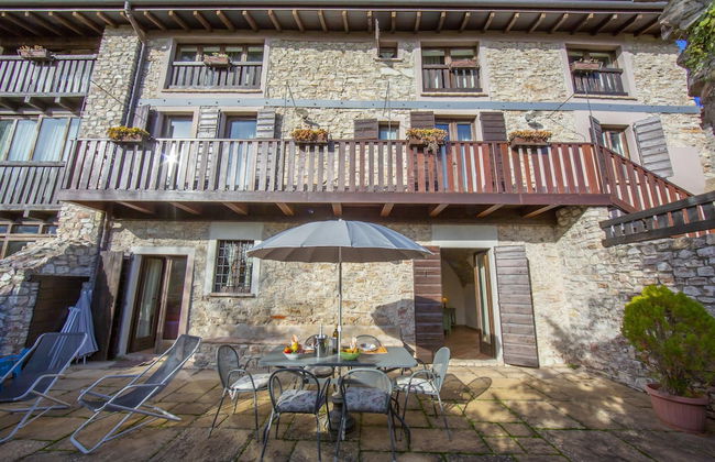 Iris in Hilly Area in Liano-formaga - Foto 2