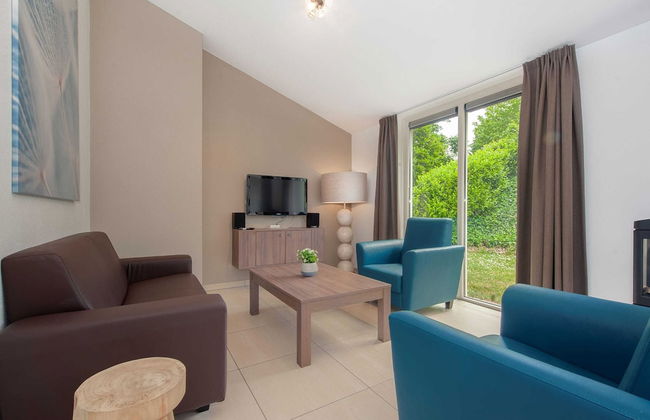 Modern Bungalow With Washer - Photo 7