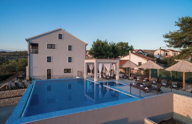 Villa Toma - Private Estate - Photo 11