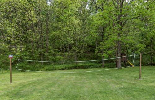 Peaceful Historic Villa with Hot Tub & Pool near Downtown Nashville, Tennessee - Photo 47