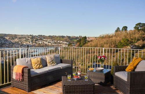 Port Side - Boutique Home with Outstanding River Views - Foto 1